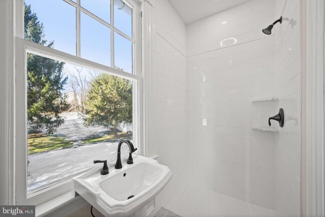 Building Photo - 7332 Springfield Ave