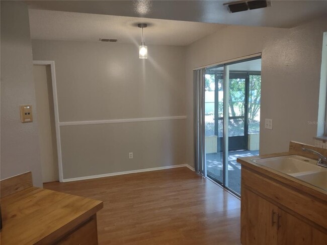 Building Photo - 11117 Upton St