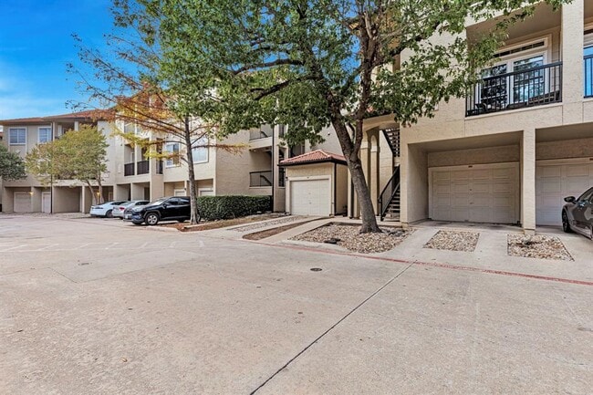 Building Photo - 9525 N Capital of Texas Hwy