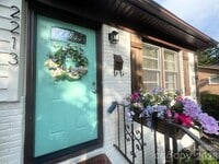 Building Photo - 2213 Milton Rd