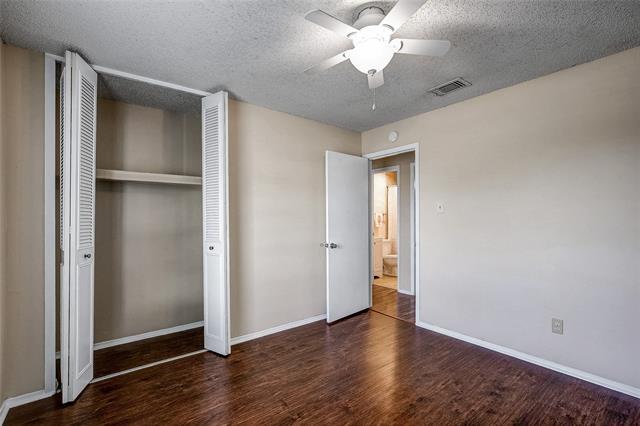 Building Photo - 1717 Palisades Dr