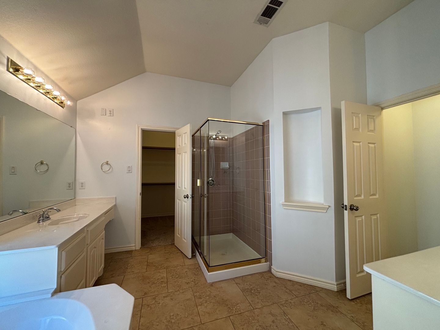 Building Photo - 10640 Line Berry Ln