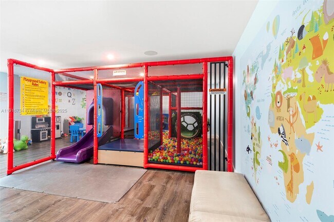 Building Photo - 950 Brickell Bay Dr