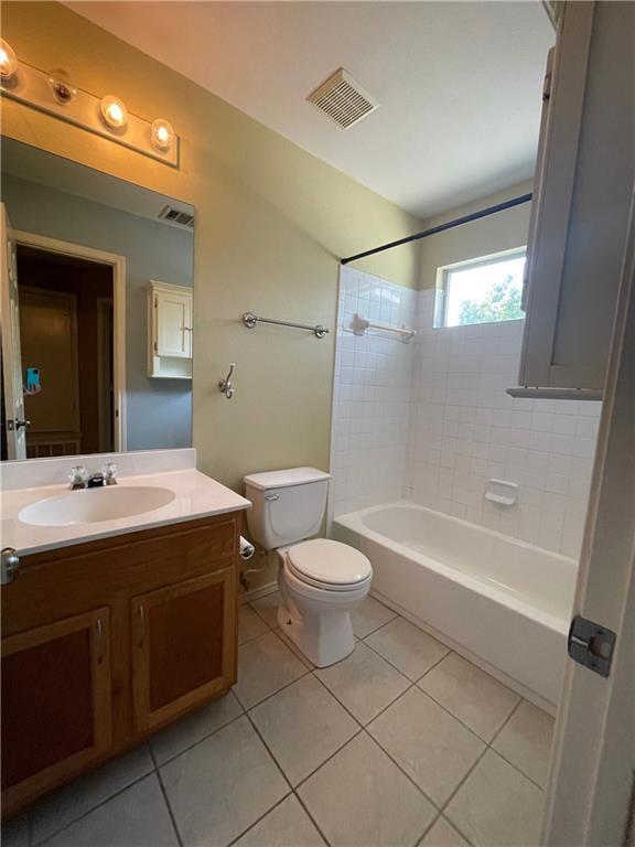 Building Photo - 5206 Hartson