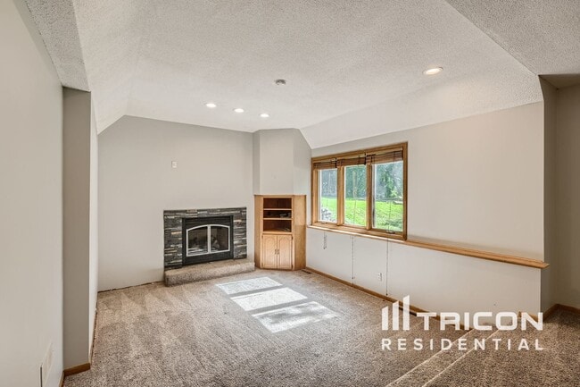 Building Photo - 3745 Wescott Hills Dr
