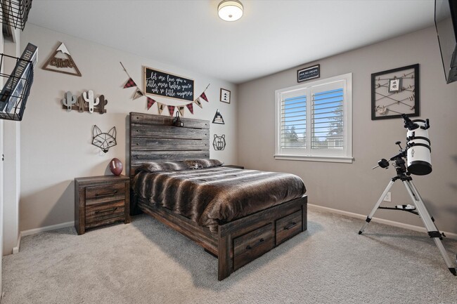 Building Photo - Luxury 4BR Home in North Lacey with A/C, D...