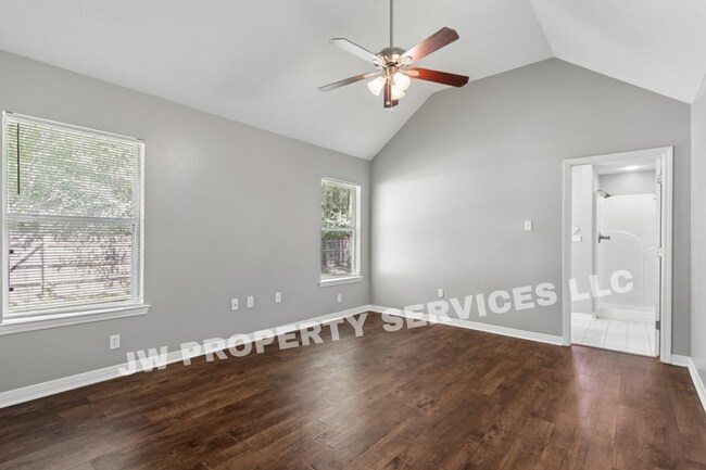 Building Photo - Charming 3-Bedroom Home in Abita Springs – Pet-Friendly Living | $1,750/Month Marketing Description