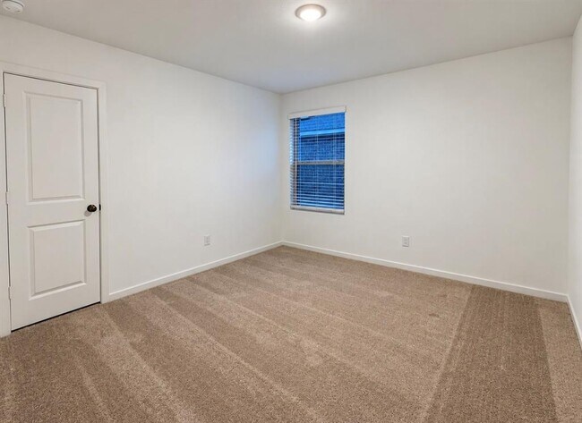 Building Photo - 12508 Spruce Knob Ln