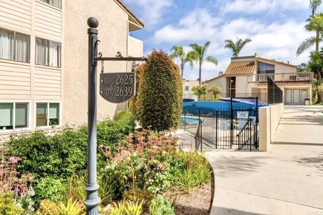 Building Photo - Upgraded Condo in La Costa!