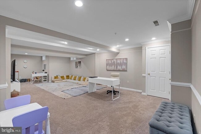 Building Photo - 18001 Barleycorn Way