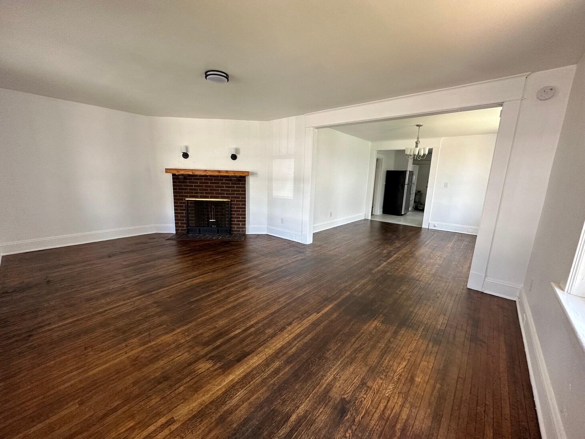 Building Photo - 1111 Buchanan St