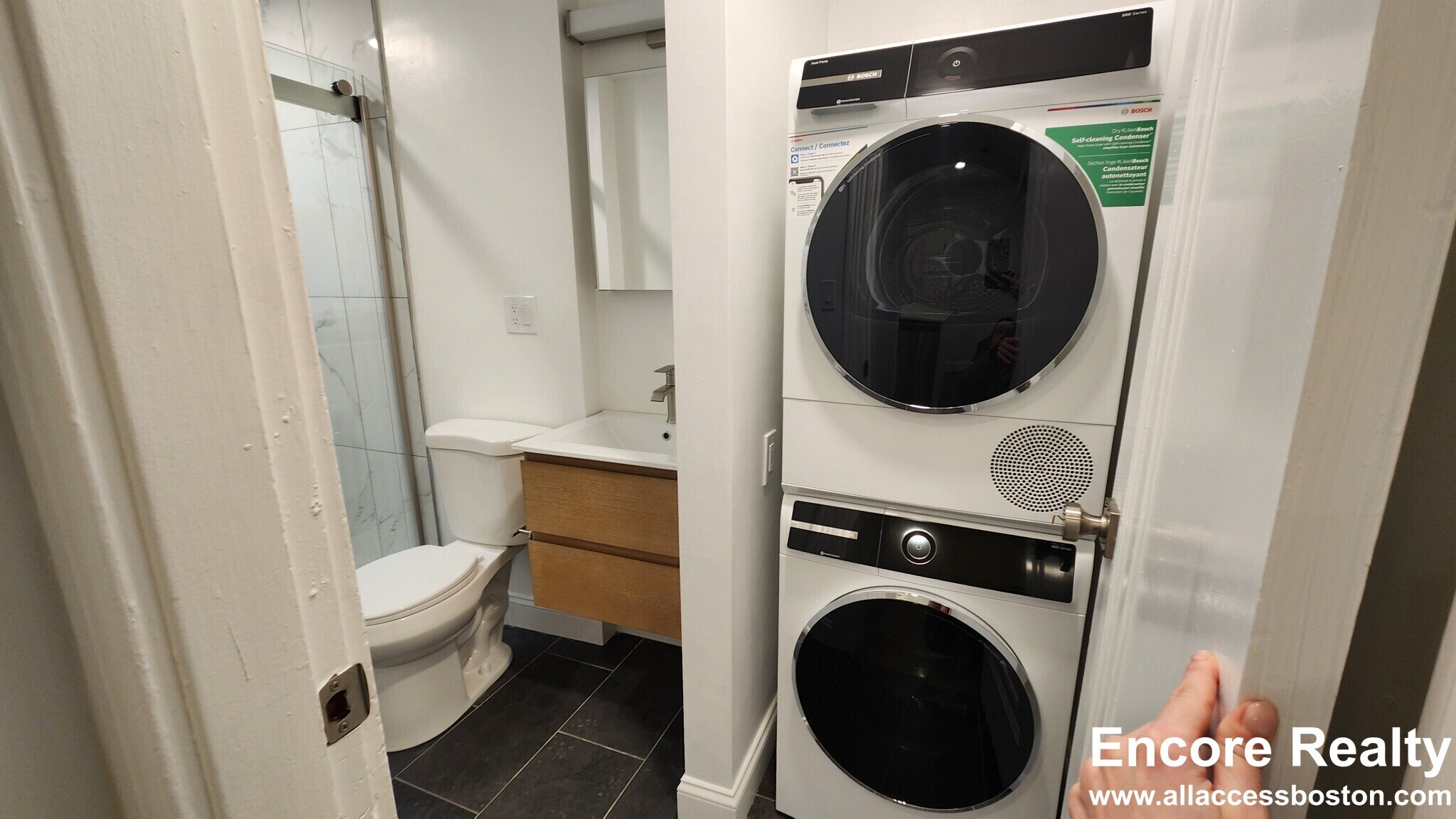 Building Photo - 11 Peterborough St