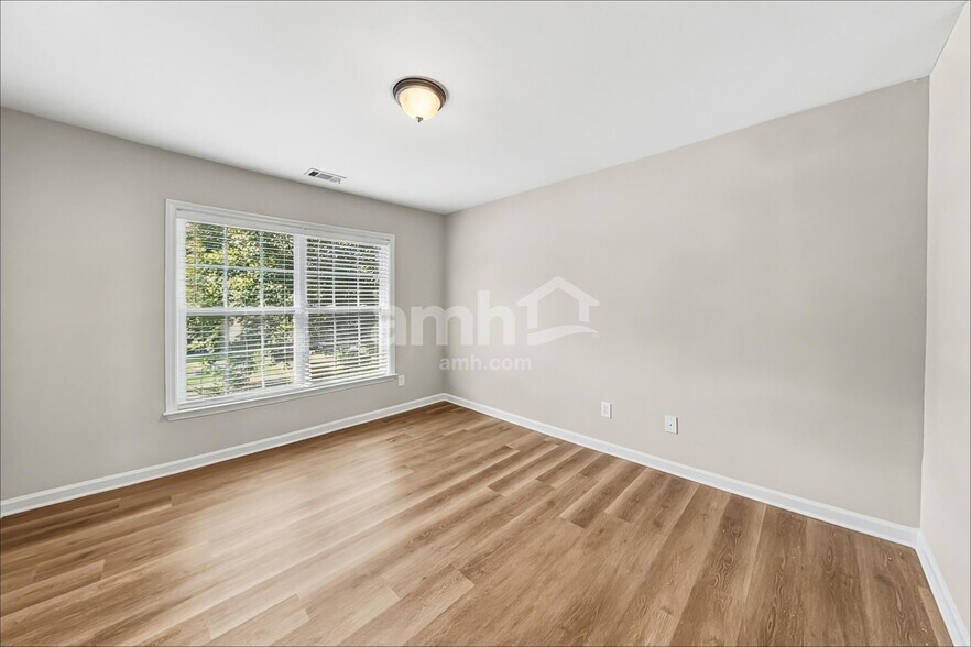 Building Photo - 1396 Revel Cove Dr SW
