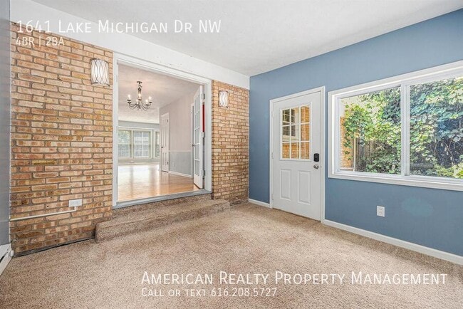 Building Photo - 1641 Lake Michigan Dr NW