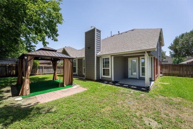 Building Photo - 15006 Sapling Oak Ct