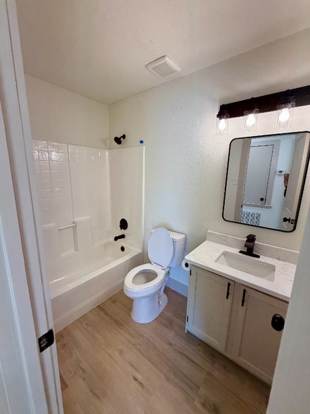 Building Photo - 4241 Starlite Ln