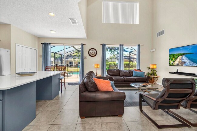 Building Photo - 8538 Sunrise Key Dr