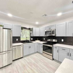 Building Photo - 1213 Corbett Ln