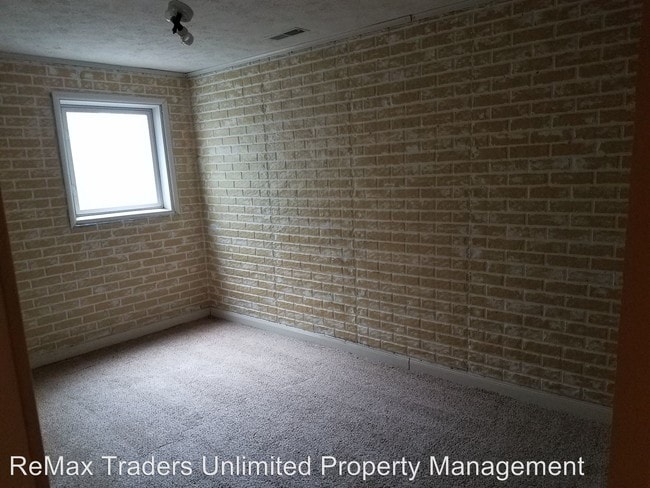 Building Photo - 4 br, 4 bath House - 517 Coal Bank Rd.