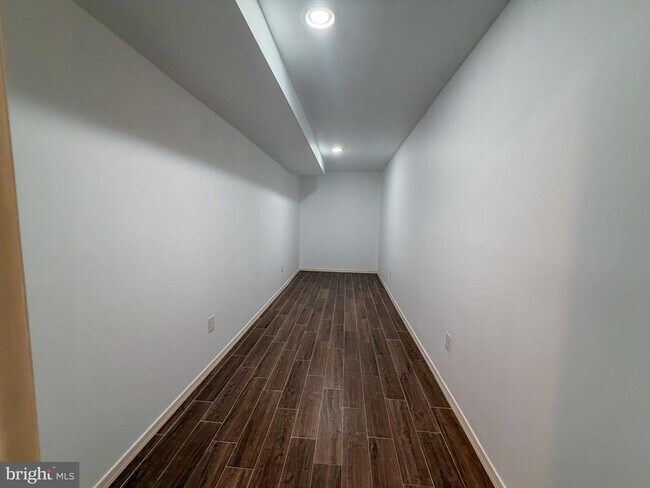 Building Photo - 18133 Scenic Creek Ln