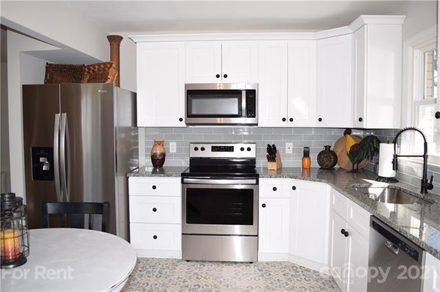 Building Photo - 201 Gamble St