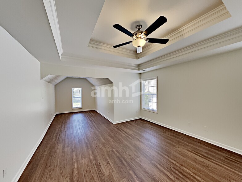 Building Photo - 555 Fosters Mill Ln NW