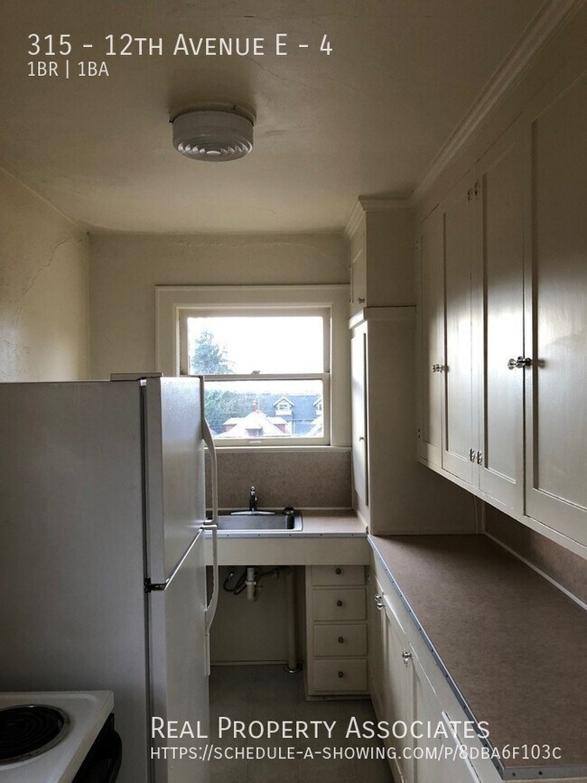Building Photo - Capital Hill Apartment