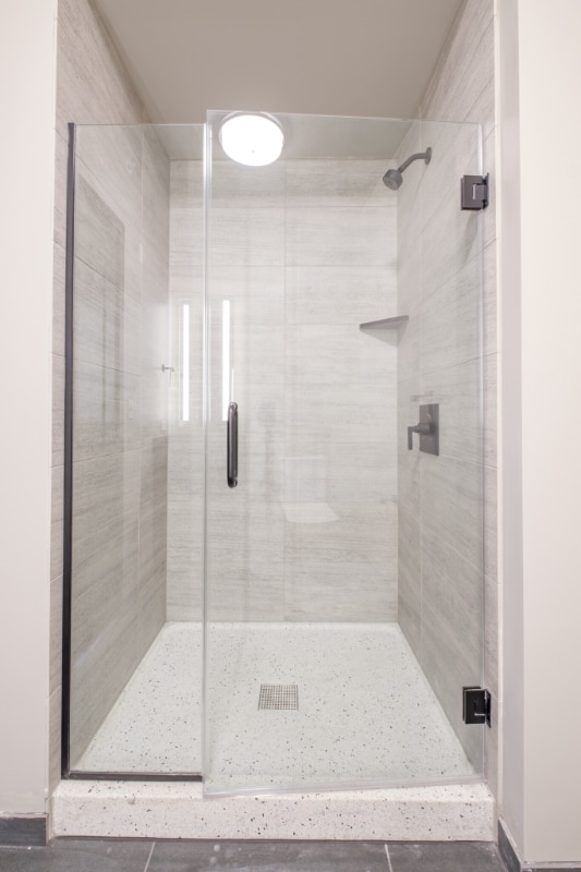 Building Photo - 932 W Washington Blvd