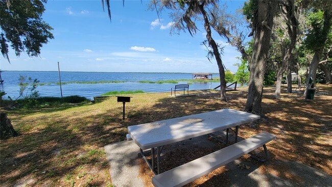 Building Photo - 10301 US-27