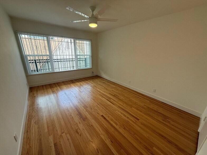 Building Photo - 1514 Orange Grove Ave