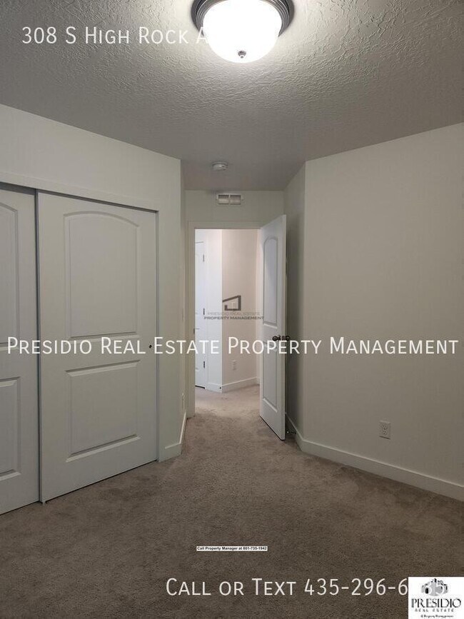 Building Photo - 308 S High Rock Ave