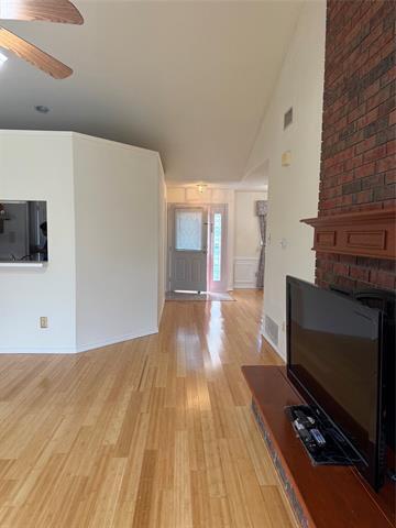 Building Photo - 4101 White Swan Dr