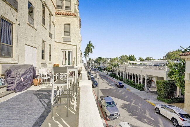 Building Photo - 235 Sunrise Ave