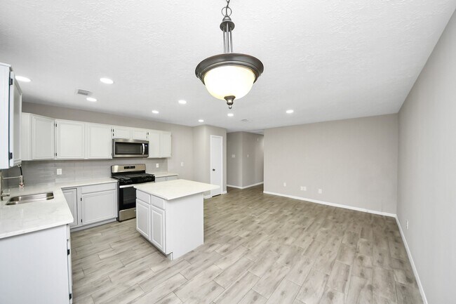 Building Photo - 4915 Pecan Grove Dr