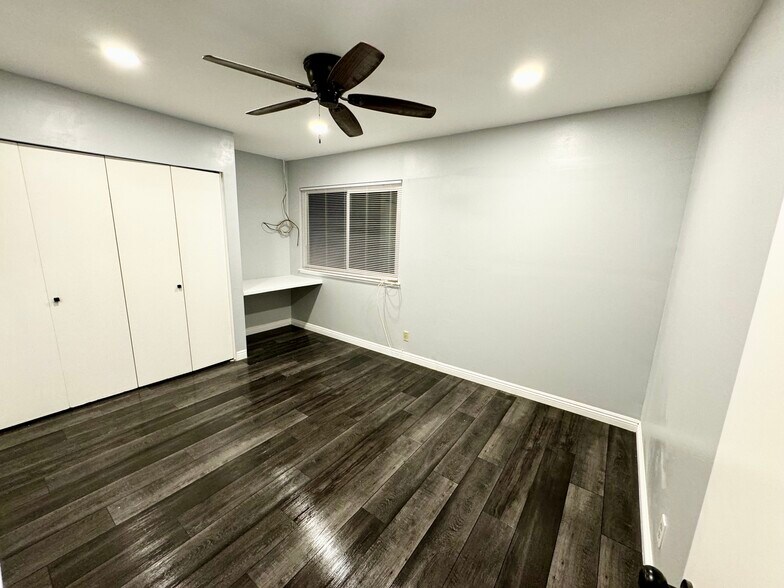 Building Photo - 7147 Pomelo Dr
