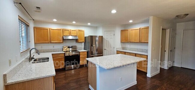 Building Photo - 17825 SE 259th Pl