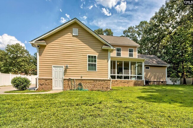 Building Photo - 21 Sixty Oaks Ln