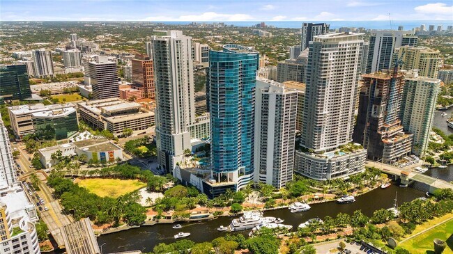 Building Photo - 100 E Las Olas Blvd