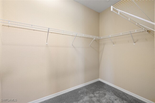 Building Photo - 9050 Capistrano St N