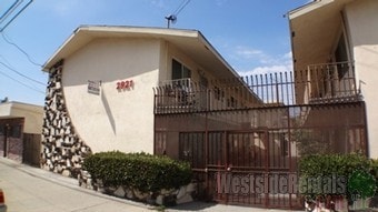 Primary Photo - 2921 E Artesia Blvd