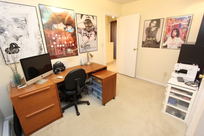 Building Photo - 2610 Quarry St