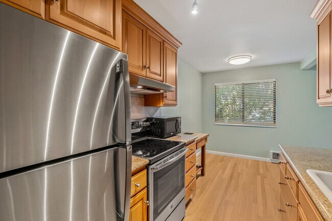 Building Photo - 6110 24th Ave NW