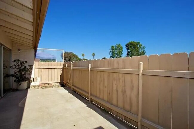 Building Photo - 9320 Earl St