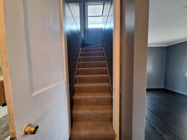 Building Photo - 6338 Lodewyck St