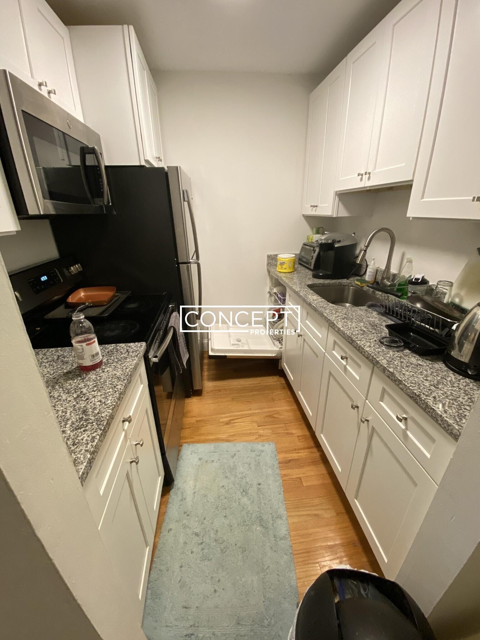 Building Photo - 776 Columbus Ave