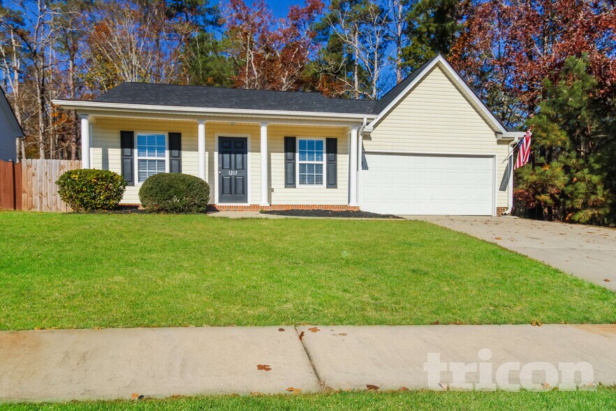 Primary Photo - 1217 Aderley Oak Dr