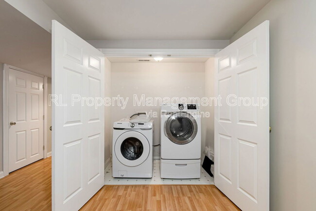 Building Photo - 51 E Prescott St