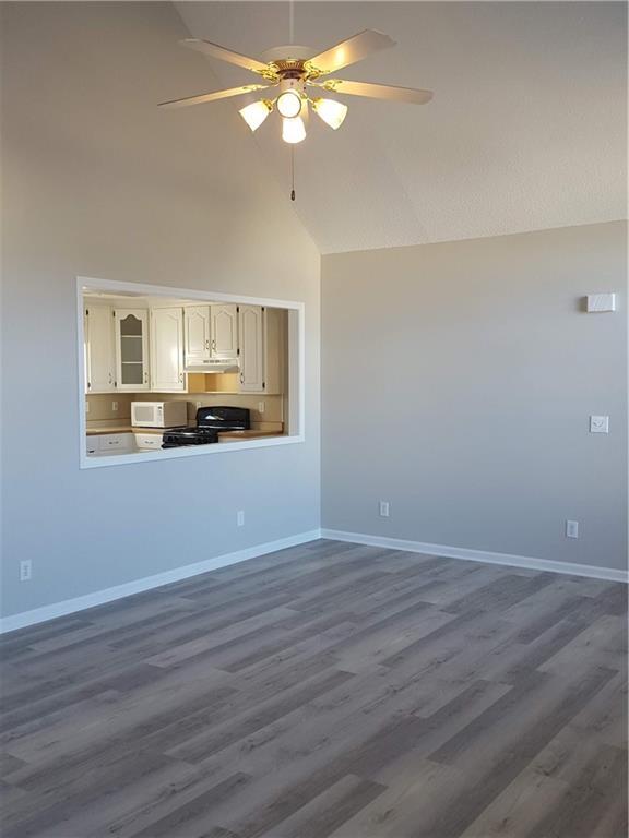 Building Photo - 404 Bennett Farms Pl