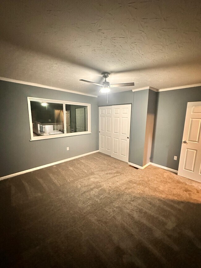 Building Photo - 1240 S 17th St