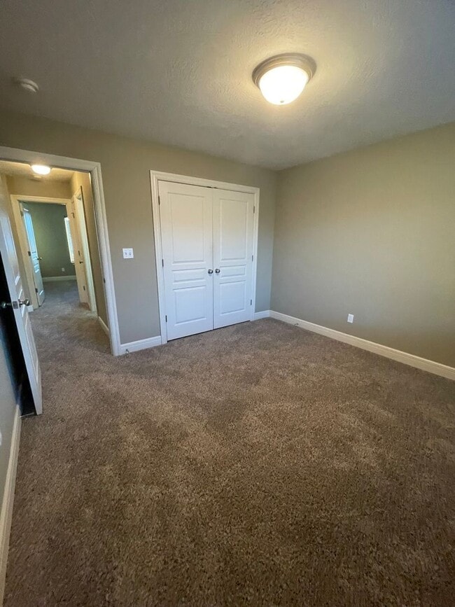 Building Photo - Beautiful 4BD in Battlefield, MO